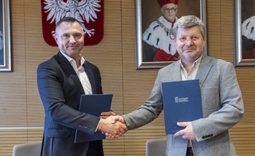 Od lewej: Ł. Zieliński, prof. P. Koszelnik,